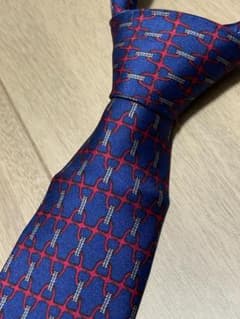 美品 エルメス ネクタイ 最高級シルク 馬具 チェーン柄 ネイビー 赤