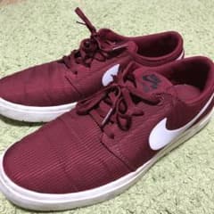 NIKE ナイキ スニーカーのサムネイル