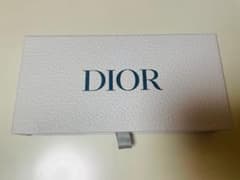Dior ボックス ホワイト 約9.5x18.5cmのサムネイル