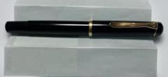 大幅値下げ‼️美品‼️Pelikan 万年筆 黒／金加飾あり 最終値下げ‼️美品‼️Pelikan 万年筆 黒／金加飾あり - メルカリ