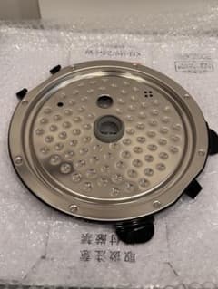 シャープ　ホットクック2.4L用　内ぶたパーツ未使用品定価5500円のサムネイル