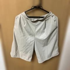 ハーフパンツ レザー 膝下パンツのサムネイル