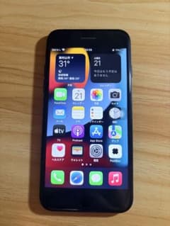 Apple iPhone 7 ブラック 本体 32GBのサムネイル
