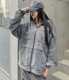 【値下げ】KsG フード付き ジップアップパーカー グレーのサムネイル