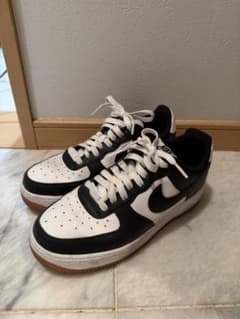Nike Air Force 1 ブラック/ホワイトのサムネイル
