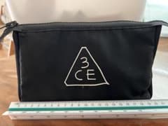 3CE ブラックポーチのサムネイル