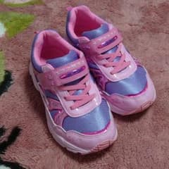 子供　靴のサムネイル