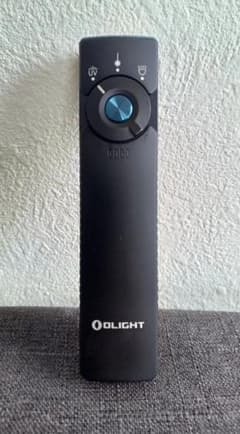 OLIGHT懐中電灯　未使用品のサムネイル