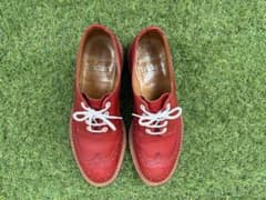 Tricker’s トリッカーズ バートン UK8.5 赤 シューツリー付のサムネイル