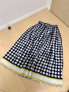 水玉ロングスカートのサムネイル