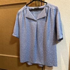 専用　INDIVI 幾何学模様 半袖シャツのサムネイル