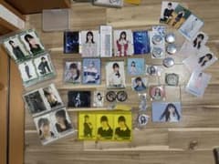【金村美玖】日向坂46 まとめ売り（生写真・アクスタ・缶バッジ・カード類）のサムネイル