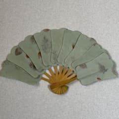 【一点物】植物埋め込み 扇子 押し花風 竹骨 和風夏小物のサムネイル