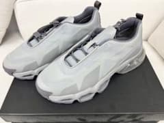 PRADA スニーカーのサムネイル