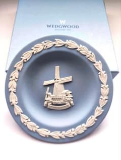 ヨーロッパのブランド　WEDGWOODのサムネイル