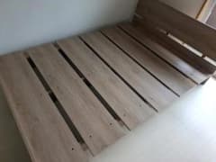 直接引取可 昨年購入 LOWYA セミダブル 木目調 ベッドフレーム 近隣配送可 直接引取可 昨年購入 LOWYA セミダブル 木目調 ベッドフレーム 近隣