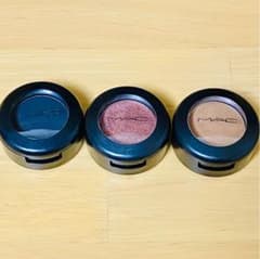 M・A・C スモール アイシャドウのサムネイル