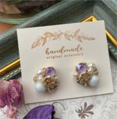 スワロフスキー　コロンとピアス　イヤリングのサムネイル