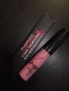 MAC x レディーガガ　リップガラスのサムネイル