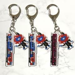 h*i様 ミャクミャク 2連アクキー 阪急電鉄＋山陽電車 3個セット - メルカリ