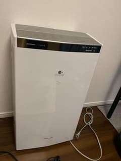 Panasonic 除湿機 F-YHUX200-S 木造19畳/鉄筋38畳 - メルカリ