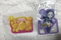 ONE PIECE アクリルチャーム 2種セットのサムネイル