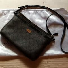 美品COACHショルダーバッグのサムネイル