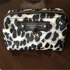 【shiho♬様専用】☆MARC BY MARC JACOBS ポーチ☆のサムネイル