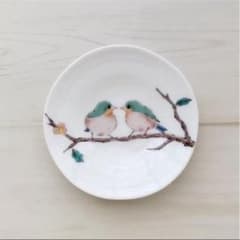 新品　九谷焼 青郊窯 めじろ メジロ 11cmサイズ 小皿　豆皿　鳥　バード 新品 九谷焼 青郊窯 めじろ メジロ 11cmサイズ 小皿 豆皿 鳥 バード