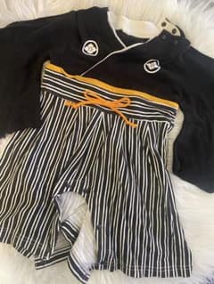 美品！袴風 ベビー ロンパース 黒 ストライプのサムネイル