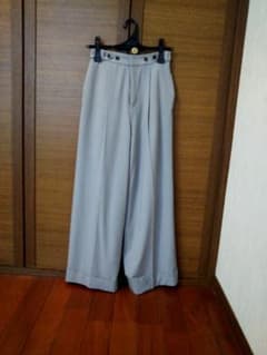 ワイドパンツのサムネイル