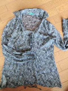 《美品》ベネトン★シルクカーディガンのサムネイル