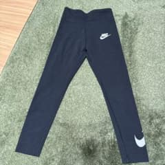 【新品未使用】　NIKE レギンスのサムネイル