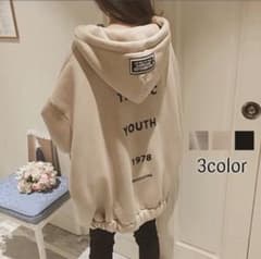 ロング丈ビッグシルエットパーカーのサムネイル