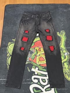 ダメージデニムパンツ ブラック レッド 30インチのサムネイル