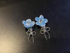 ハンドメイド　イヤリング　ネモフィラのサムネイル