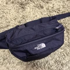 THE NORTH FACE ボディバッグのサムネイル
