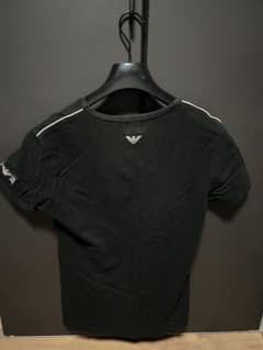 EMPORIO ARMANI ブラック Vネック Tシャツのサムネイル
