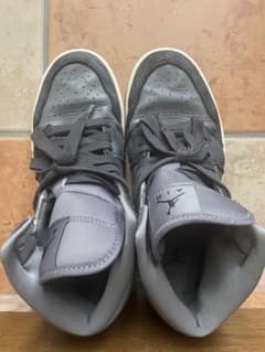 Air Jordan 1 グレー ハイカット スニーカー US7のサムネイル