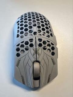 finalmouse PROPHECY ベージュ