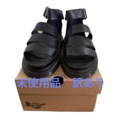 訳あり新品未使用　ドクターマーチン　サンダル クラリッサ（CLARISSA）のサムネイル