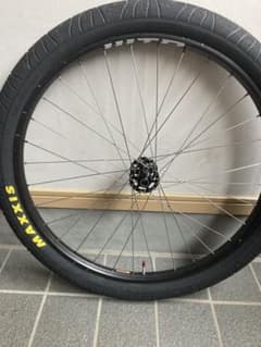MTB用 完組ホイール WTBリム MAXXISフックワームタイヤのサムネイル