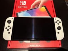Nintendo Switch 有機EL ⭐︎美品　欠品無し⭐︎のサムネイル