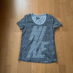 ★NIKE ナイキ★ドライフィットTシャツ　Mサイズのサムネイル