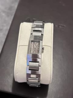 【電池交換済】dunhill ダンヒル レディース腕時計 8070 クォーツ箱付 電池交換済】dunhill ダンヒル レディース腕時計 8070 クォーツ箱付