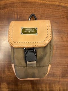 ASSOV ゴルフ距離測定器入れポーチ カラビナ付きのサムネイル