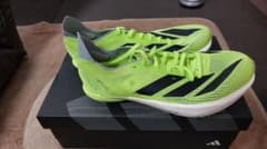 〈希少サイズ22.0cm〉adidas ADIZEROアンビション　中距離用のサムネイル