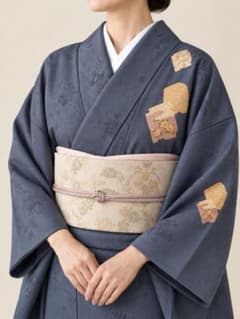 正絹　着物 付け下げ　濃紺系 花柄　身丈156 裄65のサムネイル