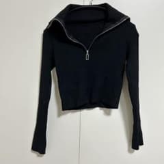 黒 ジッパー付き クロップドニット
