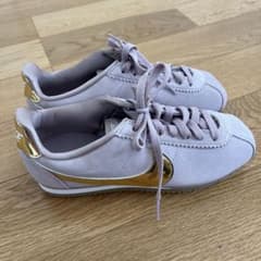NIKE スニーカー⭐︎24㎝のサムネイル